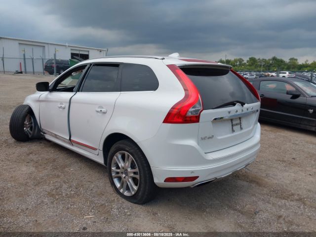 2015 VOLVO XC60 YV440MDC7F2601302 Photo 2