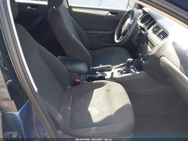 3VWD17AJ6FM315614 Volkswagen 1.8t