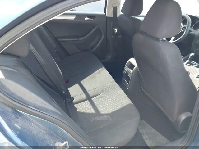 3VWD17AJ6FM315614 Volkswagen 1.8t