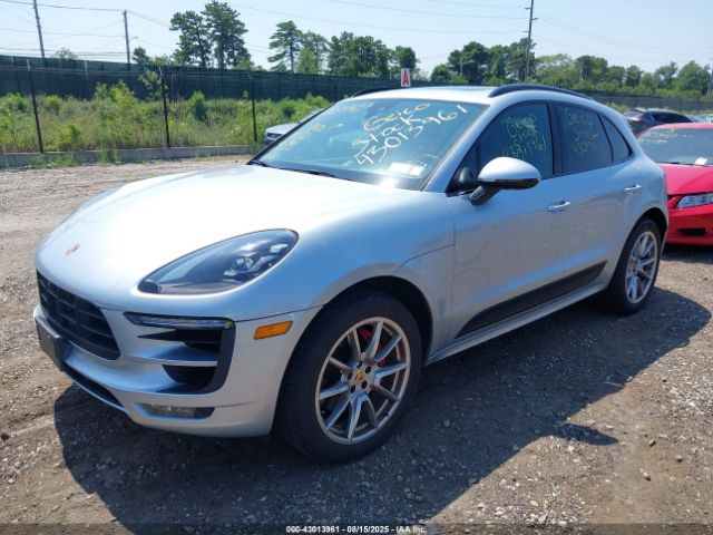2017 PORSCHE MACAN WP1AG2A52HLB56068 Photo 1