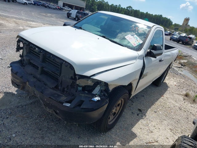 3C6JR6DGXKG588757 RAM 1500 Classic Tradesman 4x2 8&#039; Box