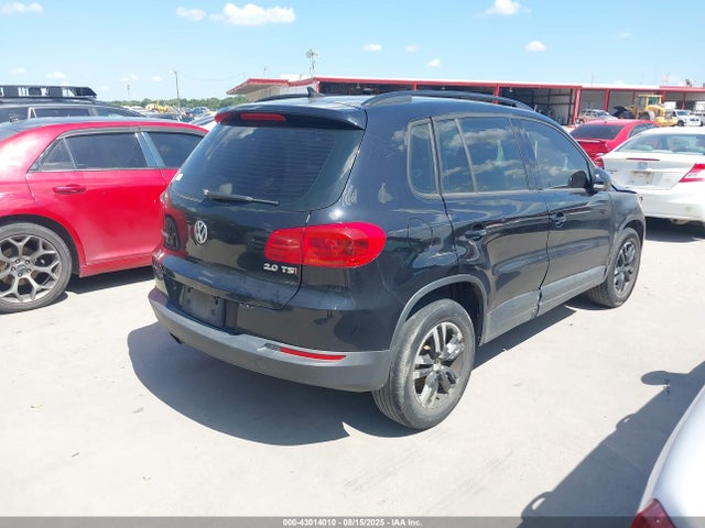 WVGAV7AX5FW611282 Volkswagen Tiguan