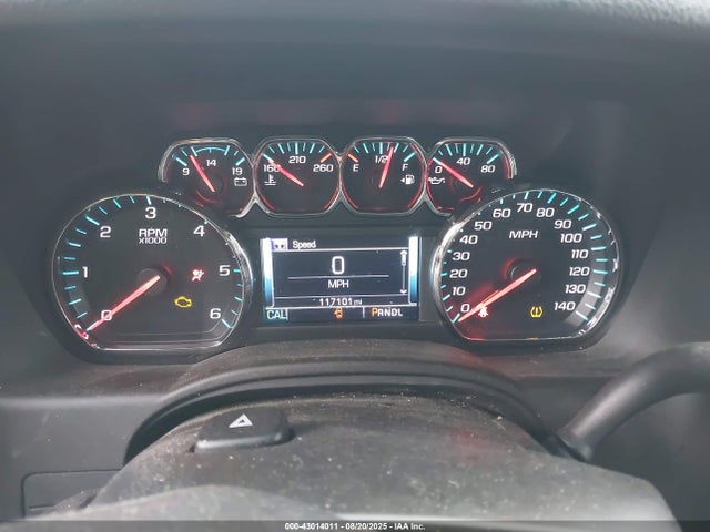 2018 Chevrolet Suburban Lt მანქანა იყიდება აუქციონზე, vin: 1GNSKHKC3JR162394, აუქციონის ნომერი: 43014011