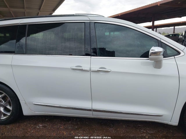 2C4RC1GG0JR185438 Chrysler Pacifica