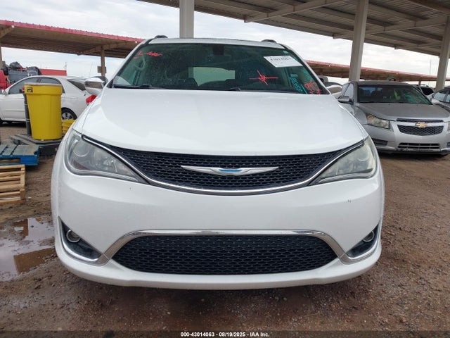 2C4RC1GG0JR185438 Chrysler Pacifica