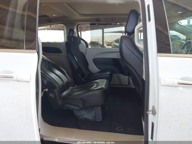 2C4RC1GG0JR185438 Chrysler Pacifica