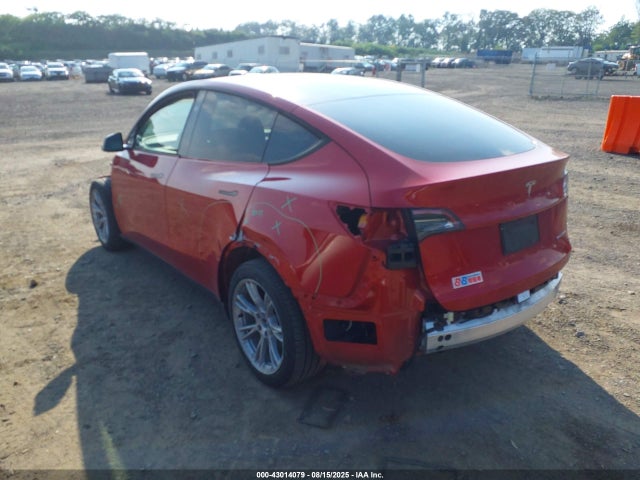 2023 TESLA MODEL Y 7SAYGDEE3PA211778 Photo 2