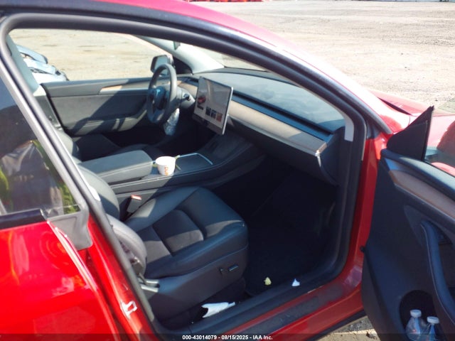 2023 TESLA MODEL Y 7SAYGDEE3PA211778 Photo 4