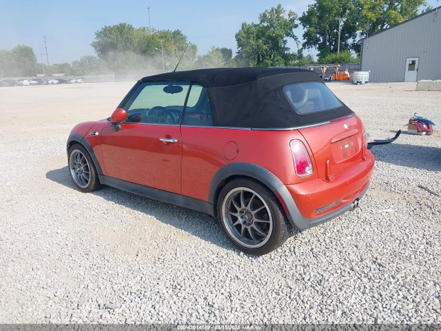 2006 MINI COOPER S WMWRH33516TF88748 Photo 2