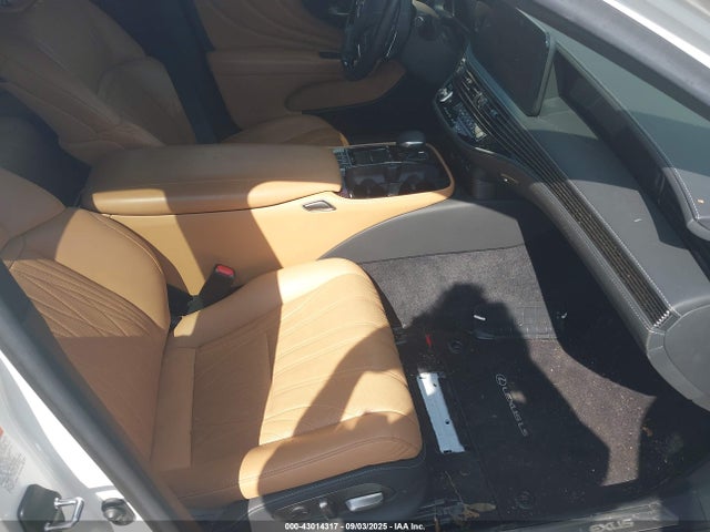 Lexus v35a-fts 2021 JTHD51FF8M5013428 Image 5