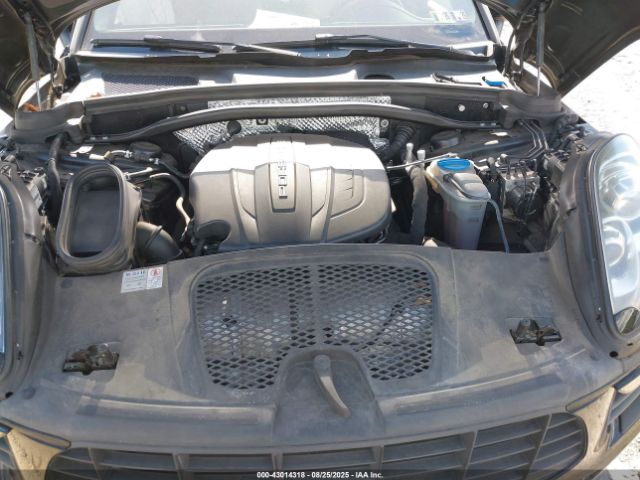 2018 PORSCHE MACAN WP1AA2A51JLB13607 Photo 9