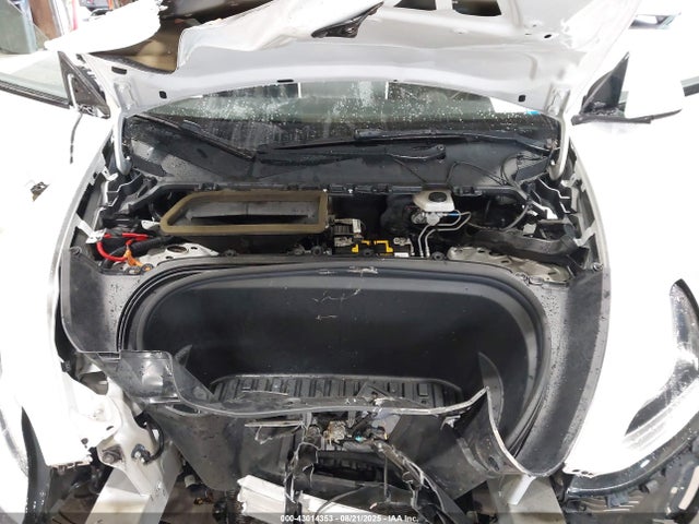 2021 TESLA MODEL Y 5YJYGDEEXMF107980 Photo 9