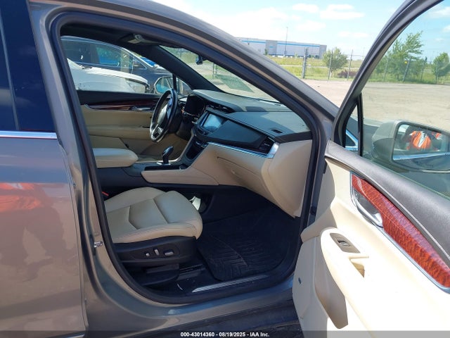 2019 CADILLAC XT5 1GYKNDRS1KZ119707 Photo 4