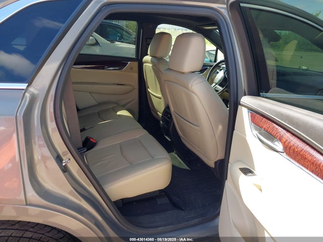 2019 CADILLAC XT5 1GYKNDRS1KZ119707 Photo 7