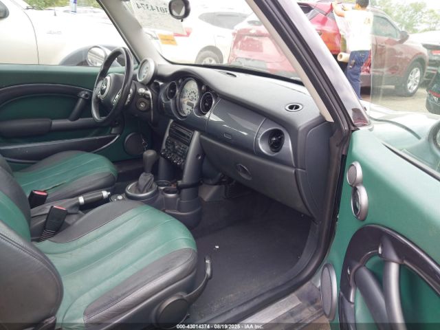 2004 MINI COOPER WMWRC33484TJ59090 Photo 4