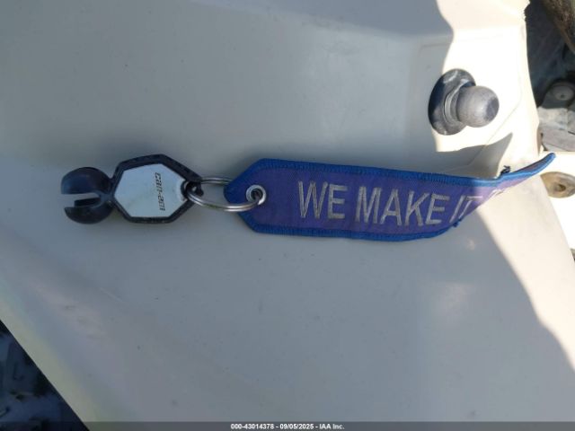 2022 CAN-AM RENEGADE 3JBMWAX4XNJ001633 Photo 10