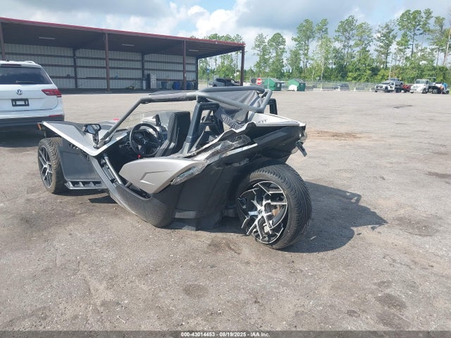 Polaris Slingshot 2016 57XAAPFA0G7115541 Image 3