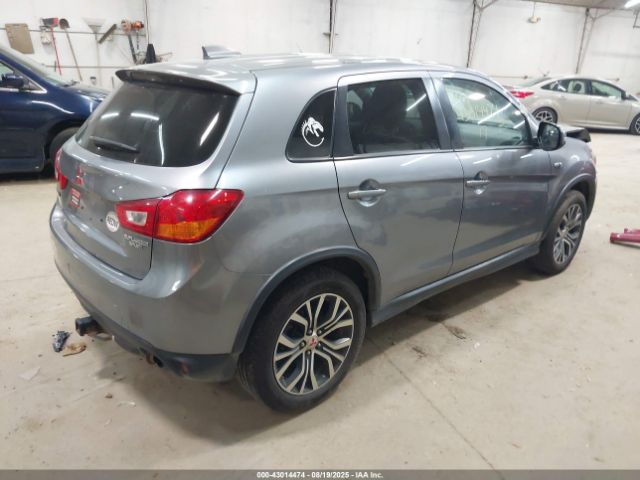 2017 MITSUBISHI OUTLANDER SPORT JA4AP3AU8HZ009517 Photo 3
