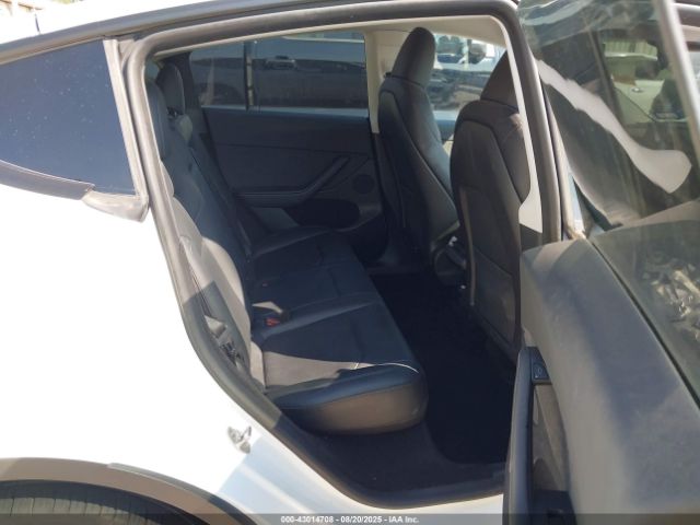 2023 TESLA MODEL Y 7SAYGDEE1PA092418 Photo 7