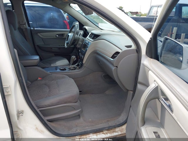 1GNKVHKDXFJ101825 Chevrolet llt