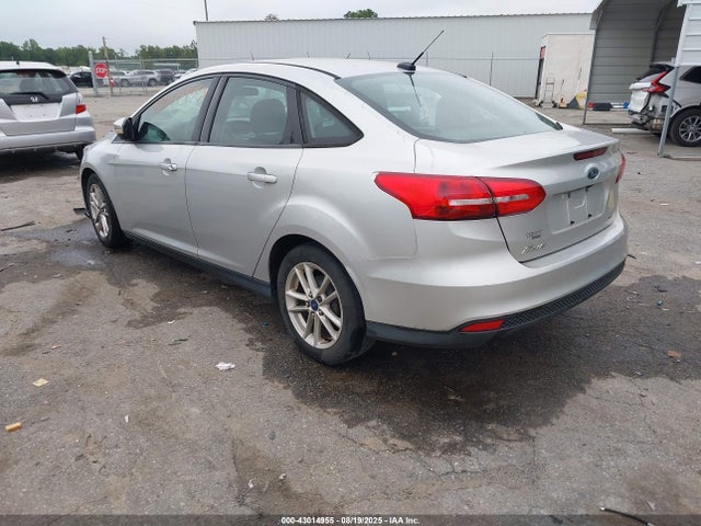 Ford 2015 2015 1FADP3F24FL250846 Image 3