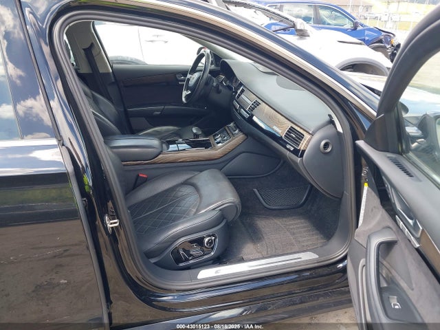 2016 AUDI A8 L WAU43AFD2GN020317 Photo 4