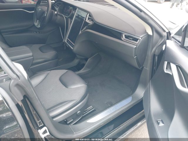 2015 TESLA MODEL S 5YJSA1H14FFP78661 Photo 4