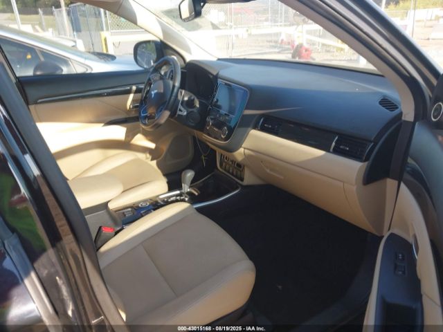 2017 MITSUBISHI OUTLANDER JA4JZ4AX4HZ055646 Photo 4