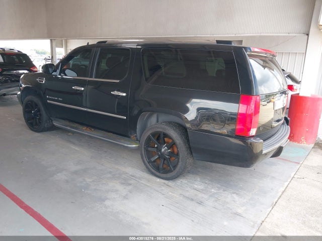 2008 CADILLAC ESCALADE ESV 1GYFK66818R262292 Photo 2
