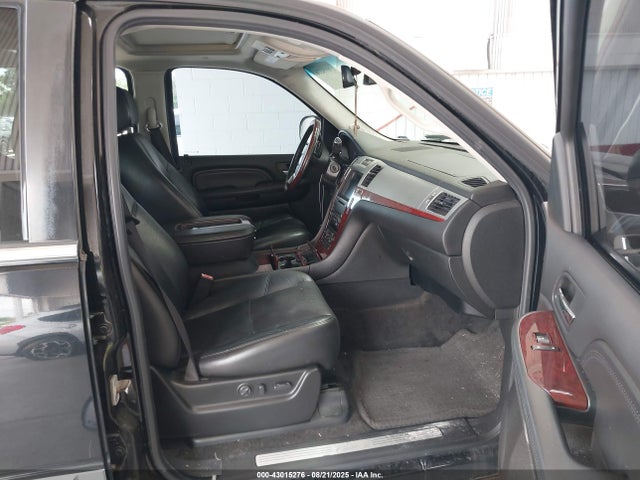 2008 CADILLAC ESCALADE ESV 1GYFK66818R262292 Photo 4