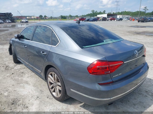 1VWCT7A30GC041420 Volkswagen 2016