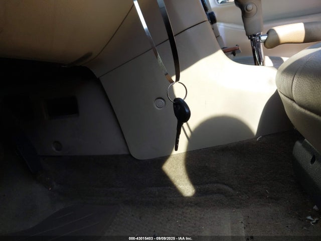 43015403 :رقم المزاد ، 1YVGF22D915205775 vin ، 2001 Mazda 626 Es V6/lx V6 مزاد بيع