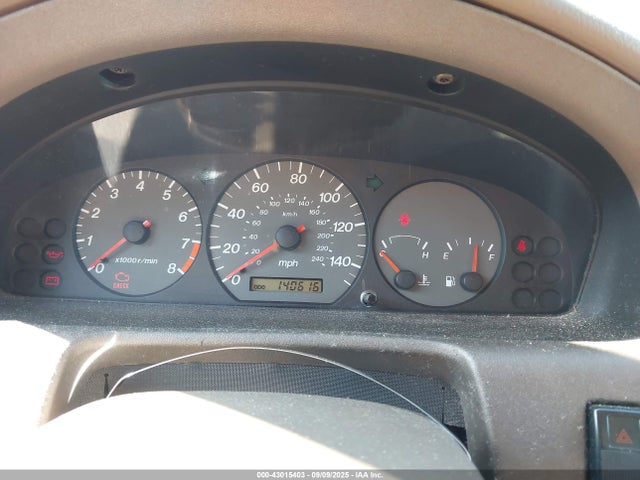 43015403 :رقم المزاد ، 1YVGF22D915205775 vin ، 2001 Mazda 626 Es V6/lx V6 مزاد بيع