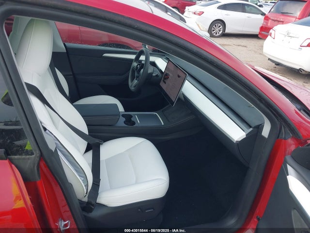 2023 TESLA MODEL Y 7SAYGDEE1PA148597 Photo 4