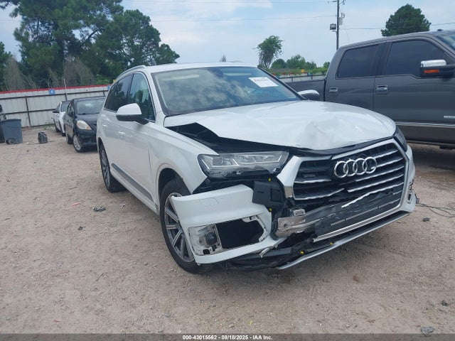 2019 AUDI Q7 WA1LHAF72KD036407 Photo 0
