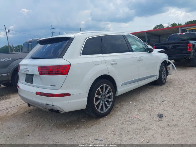 2019 AUDI Q7 WA1LHAF72KD036407 Photo 3