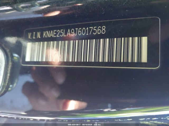 2018 KIA STINGER KNAE25LA9J6017568 Photo 8