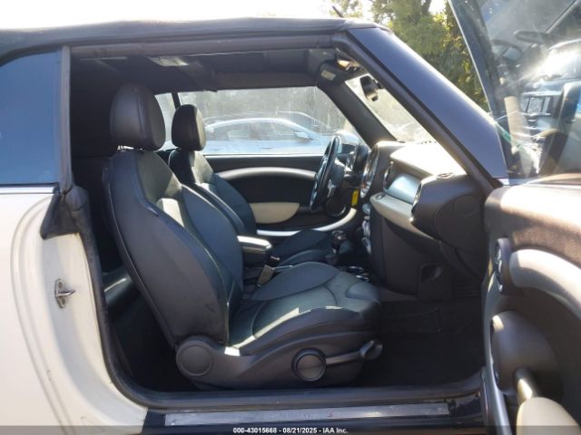 2009 MINI COOPER S WMWMS33599TG89777 Photo 4