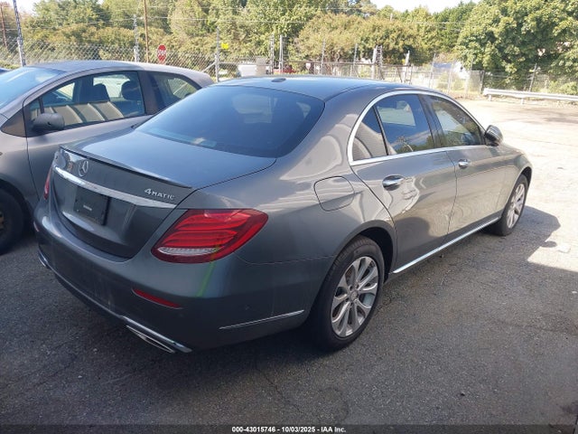 43015746 :رقم المزاد ، WDDZF4KB2HA142812 vin ، 2017 Mercedes-benz E 300 4matic مزاد بيع