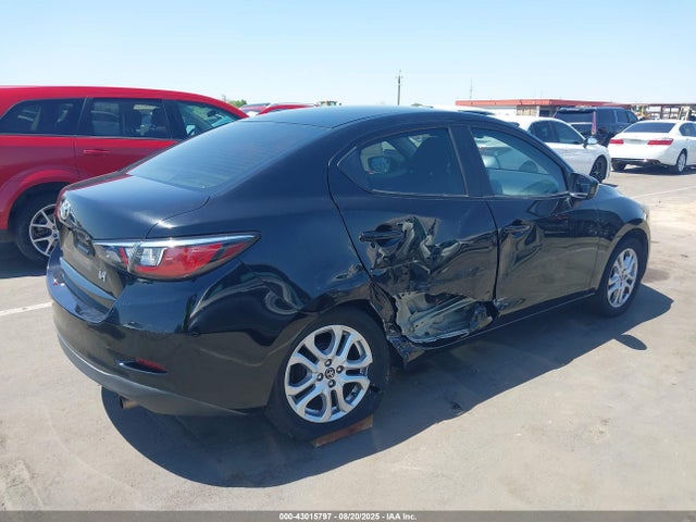 3MYDLBYV0JY315779 Toyota p5v