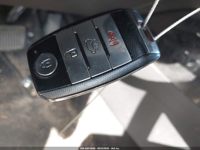KIA dohc gdi nu 2016 KNDJP3A50G7333828 Image 11