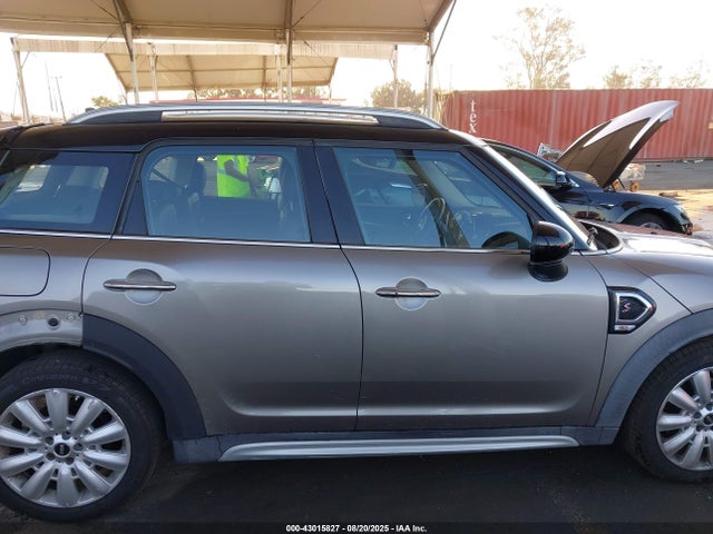 Mini Countryman 2018 WMZYT3C39J3D99110 Image 14
