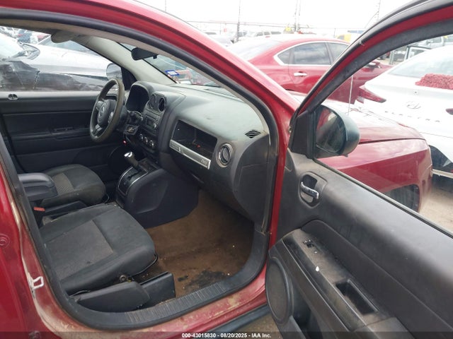 1C4NJCBA5ED573034 Jeep 2014