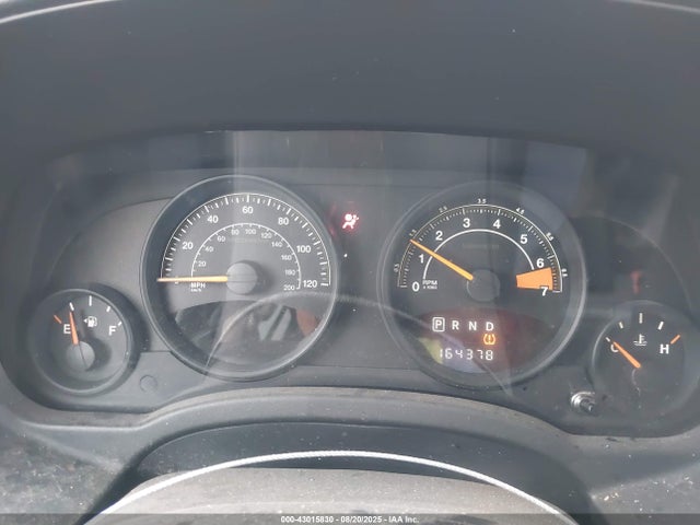 1C4NJCBA5ED573034 Jeep 2014