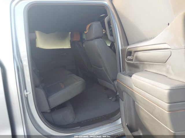 Продажа на аукционе авто 2024 Gmc Sierra 1500 4wd  Short Box At4, vin: 3GTUUEE87RG362675, номер лота: 43015840