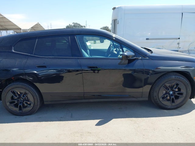 WB523CF05SCS12530 BMW Ix