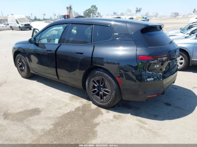 2025 BMW IX WB523CF05SCS12530 Photo 2