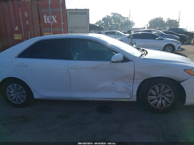 Toyota 2ar-fe 2014 4T4BF1FK8ER365825 Image 13