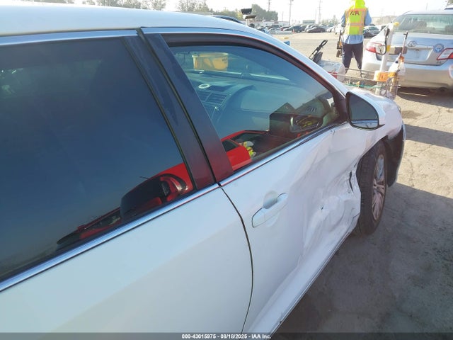 Toyota 2ar-fe 2014 4T4BF1FK8ER365825 Image 18