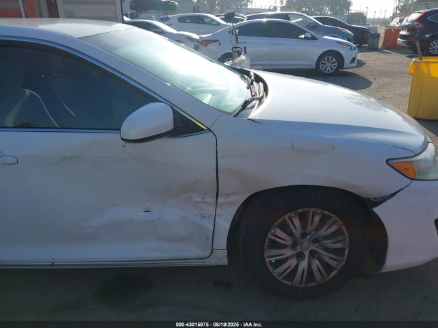 Toyota 2ar-fe 2014 4T4BF1FK8ER365825 Image 6